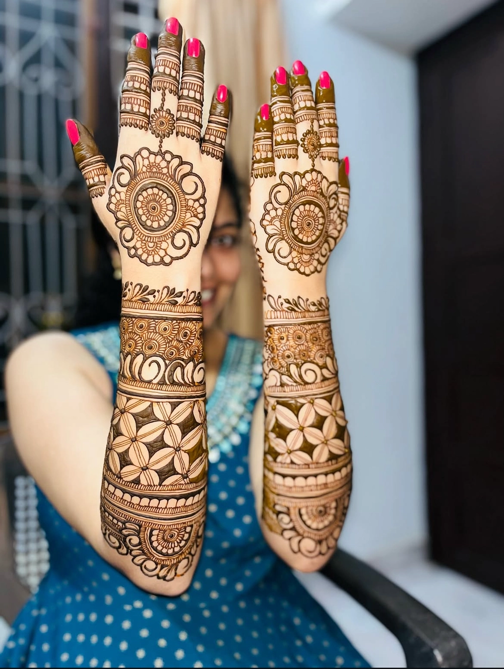gol mehndi design photo simple and beautiful