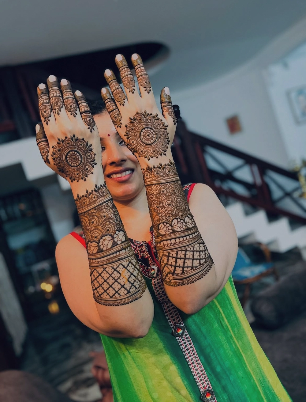 gol mehndi ka design