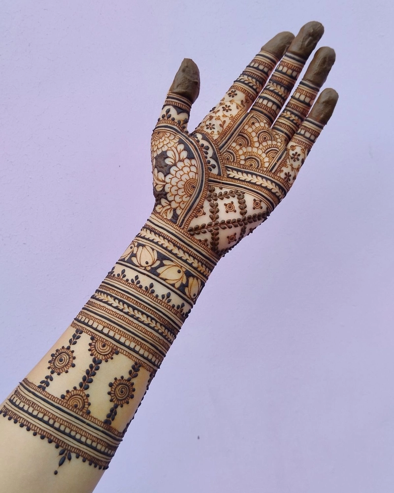 indian mehndi design simple