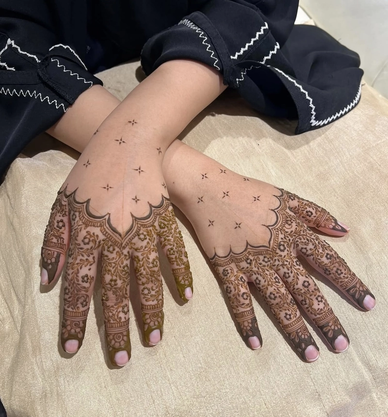 indian mehndi designs back