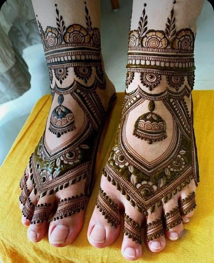 khafif mehndi design pair ka