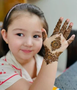latest mehndi designs for kids