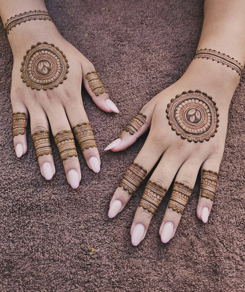 mandala mehndi design easy