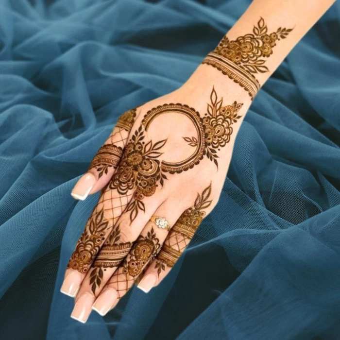 mehandi ki design upper hand