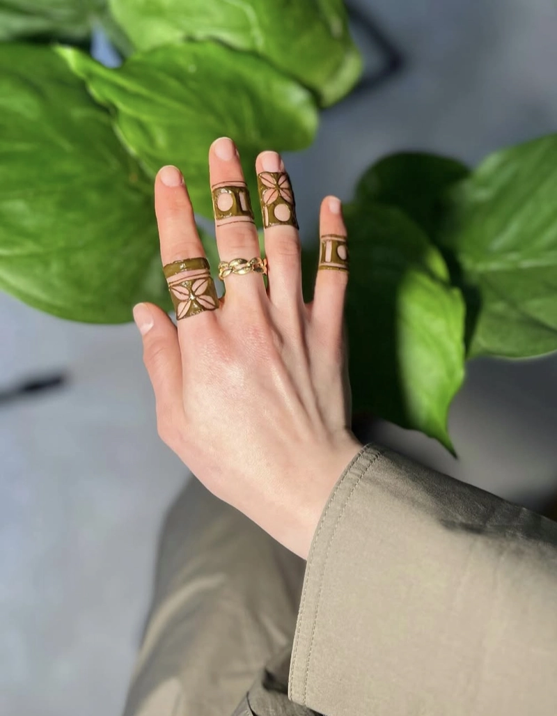 mehendi only for fingers