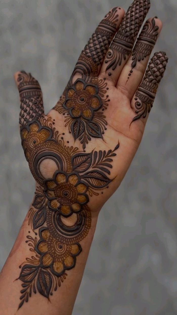 mehndi design front hand flower