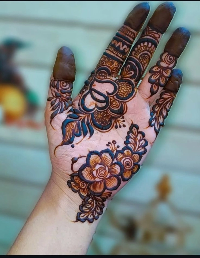 mehndi design front hand new