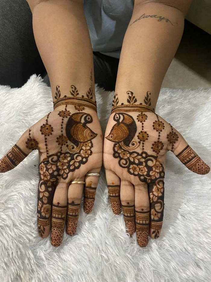mehndi design front hand stylish
