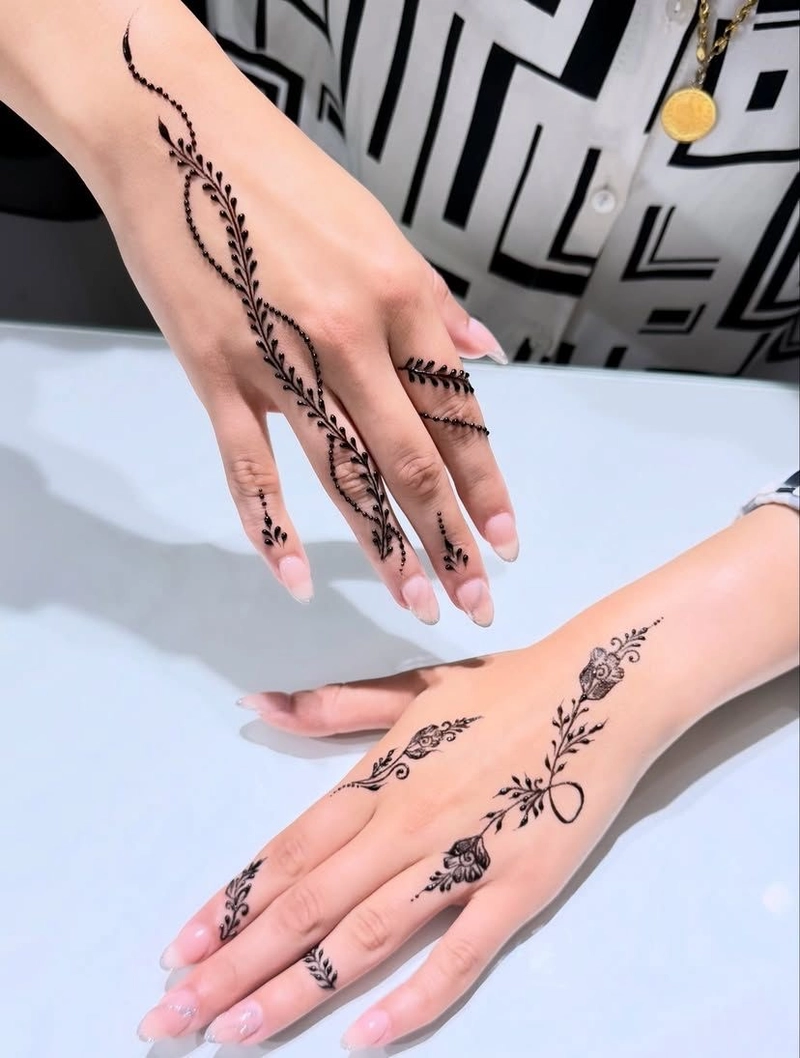 mehndi design only fingers simple