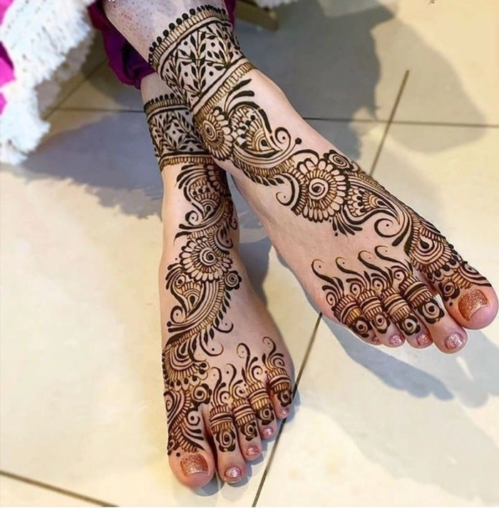mehndi design photo pair ka simple