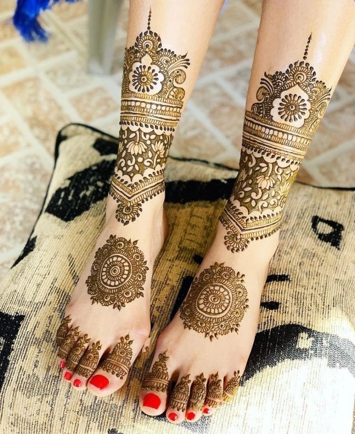 mehndi design photo pair ka