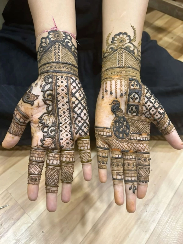 mehndi love design