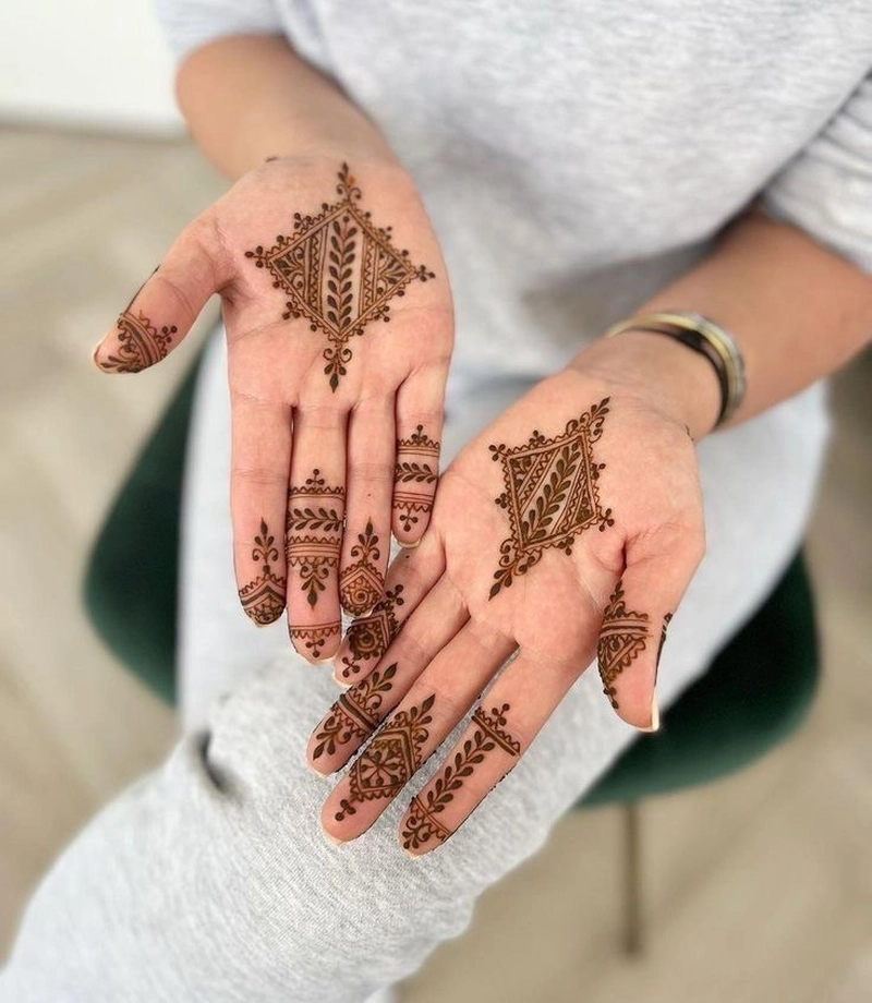 moroccan mehndi design simple