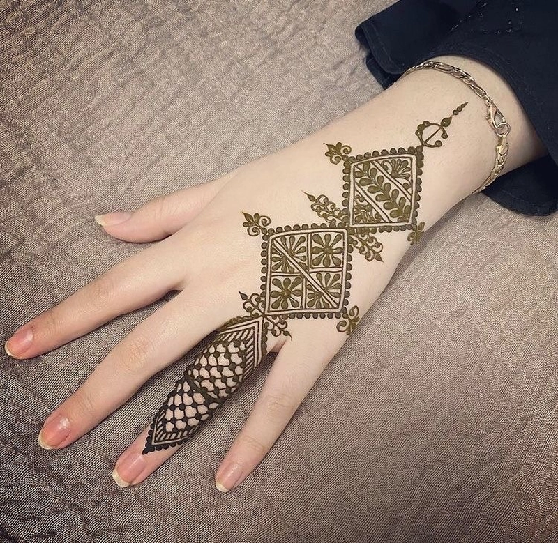 moroccan style mehndi design