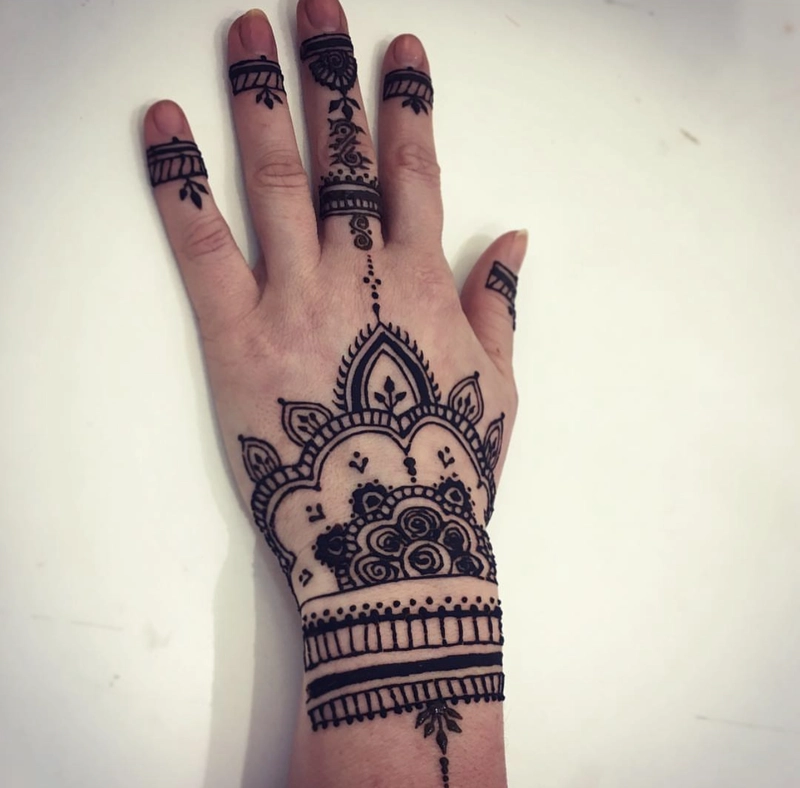 new bold rose flower mehndi design
