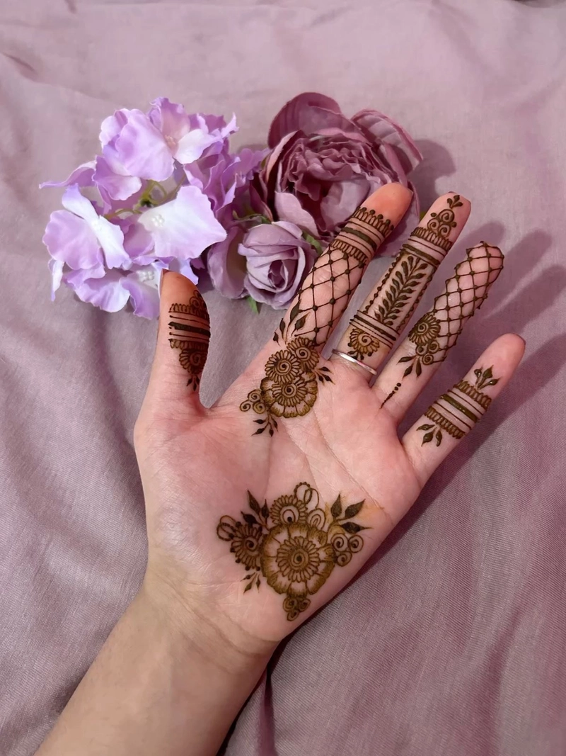 new pakistani mehndi design