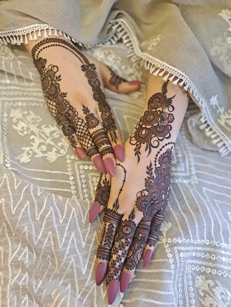 pakistani mehndi design bridal