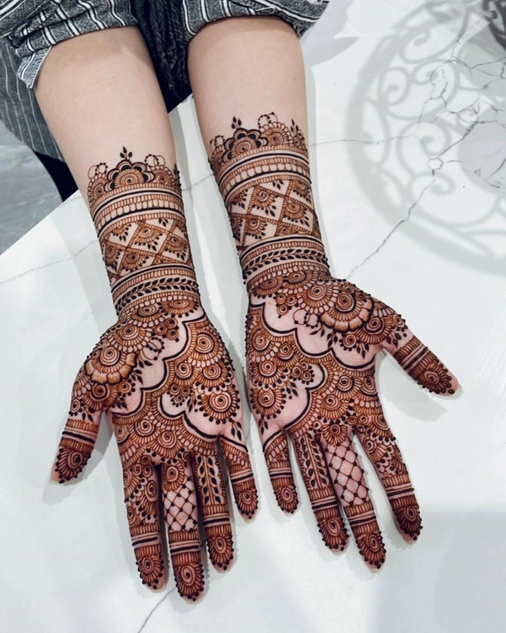 raksha bandhan arabic royal front hand mehndi design