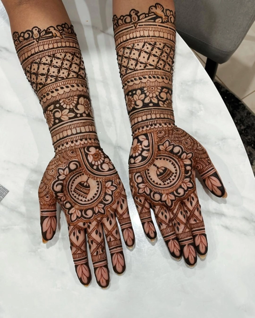 raksha bandhan par mehndi design