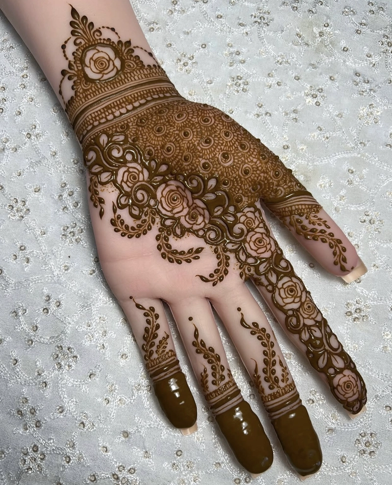 rose flower mehndi design back hand simple