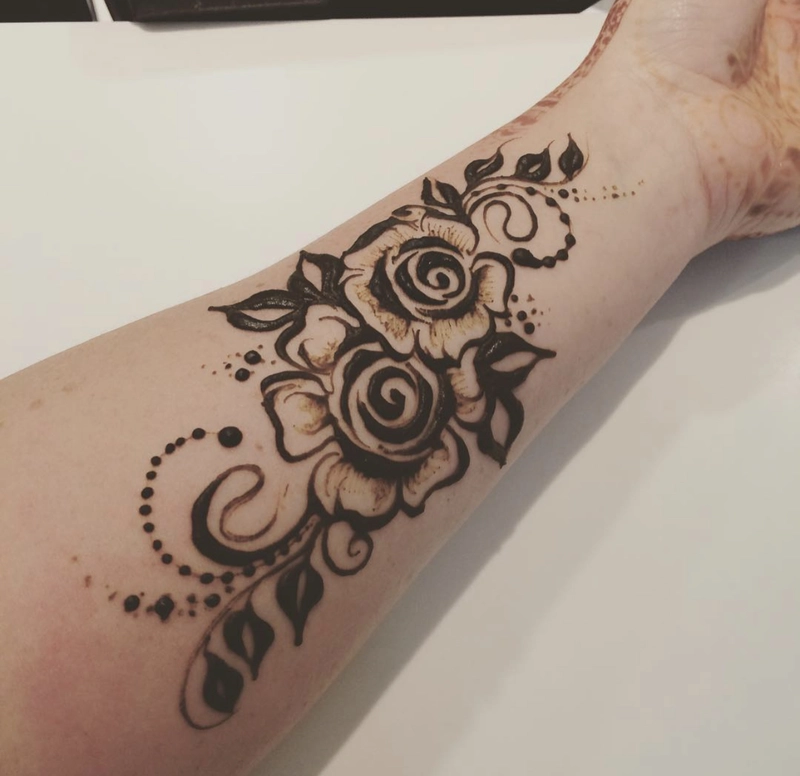 rose flower mehndi