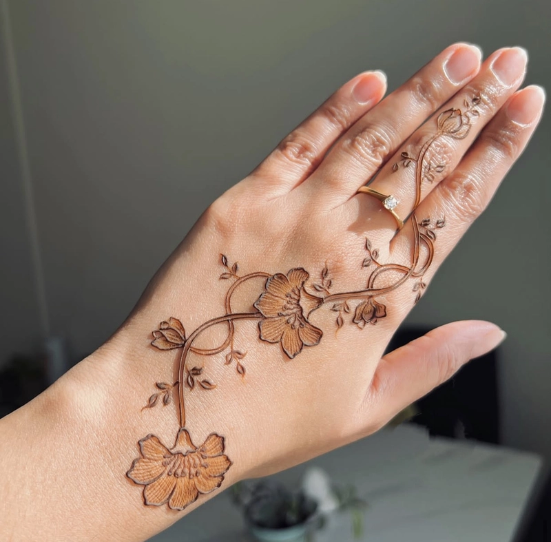 simple floral palm mehndi design