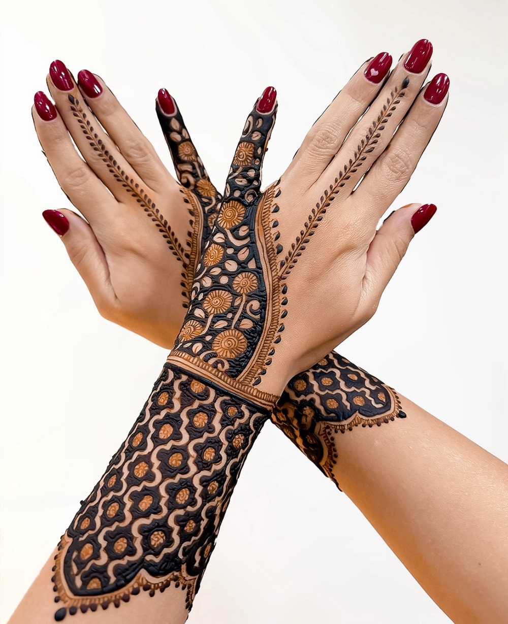 simple gol mehndi design photo arabic