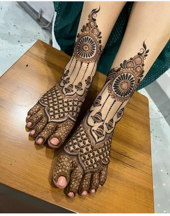 simple mehndi pair ka design