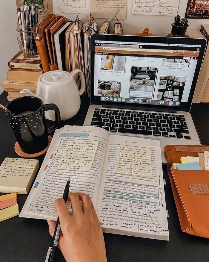 study table dp for whatsapp