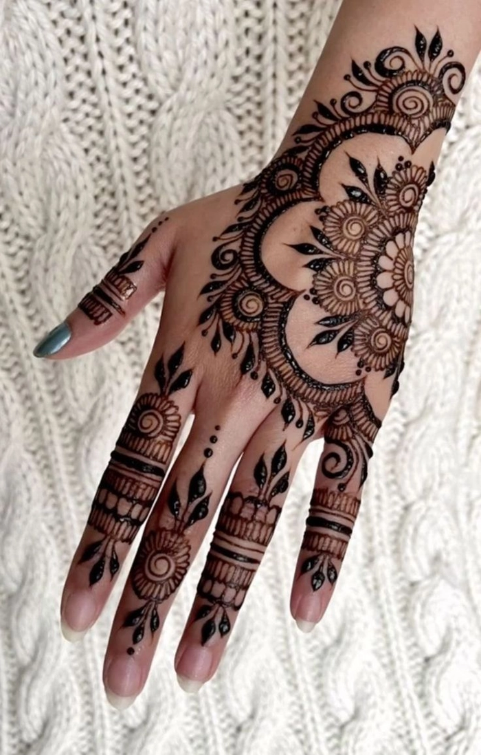 stylish upper hand mehndi design simple and beautiful