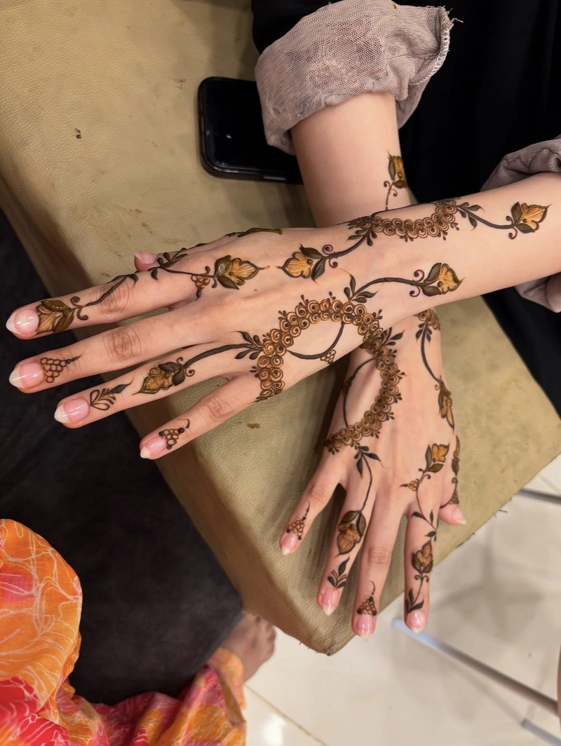 tattoo aesthetic mehndi design back hand arabic