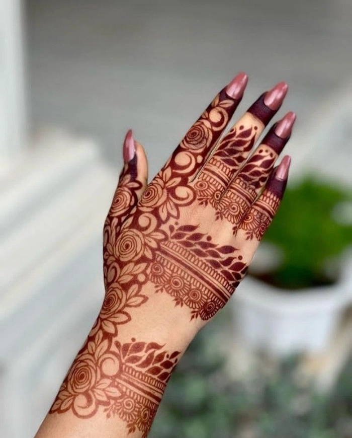 upper hand mehndi design