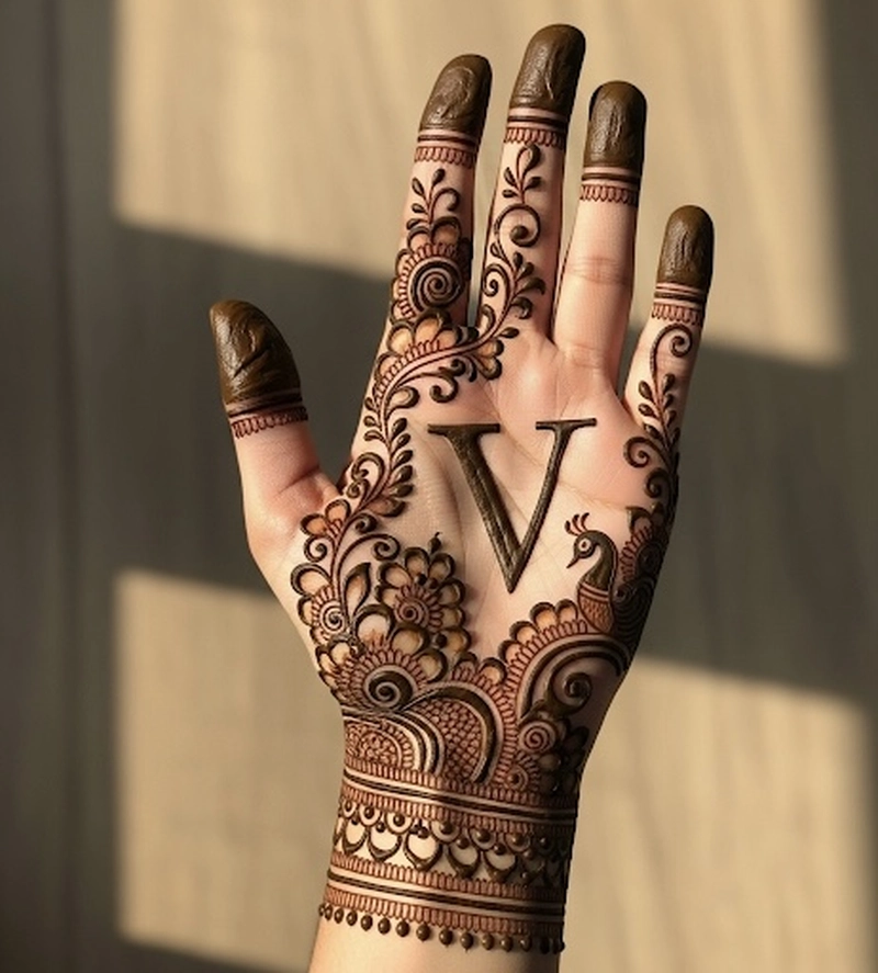 v mehndi tattoo