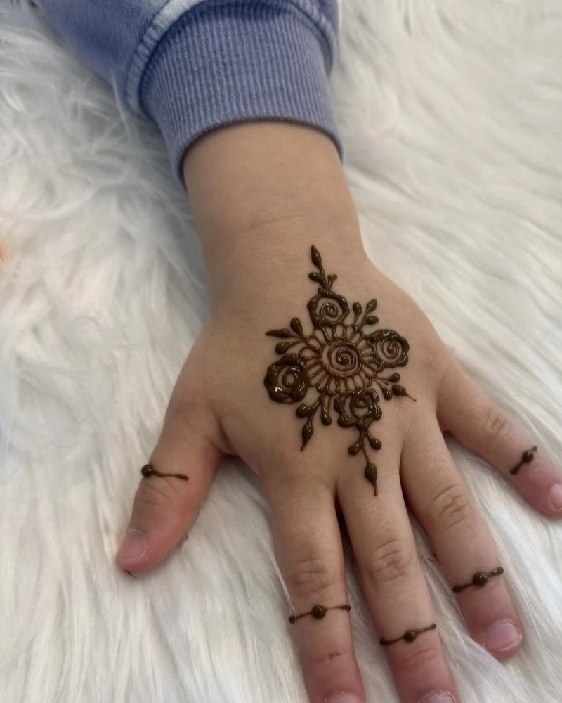very simple mehndi designs for kids