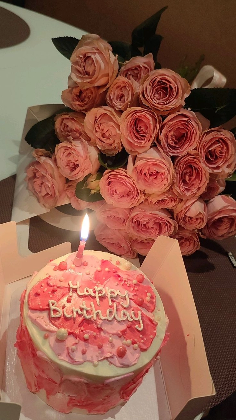 whatsapp cake dp