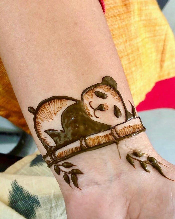 Mehndi Design Panda simple creative animal henna pattern