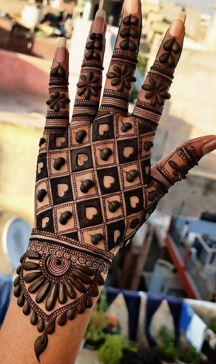 back checks mehndi designs