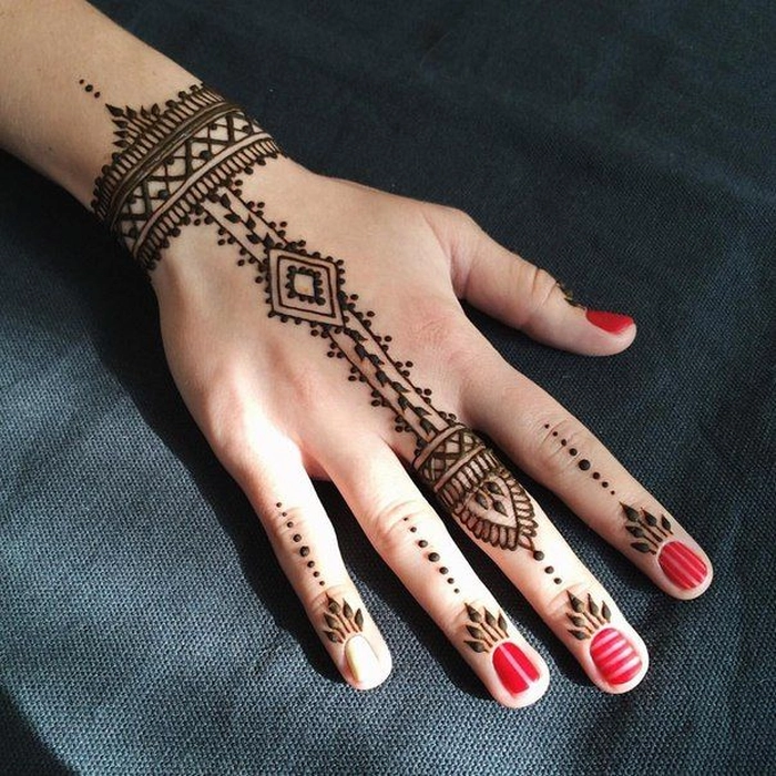 easy and quick mehndi design for kids