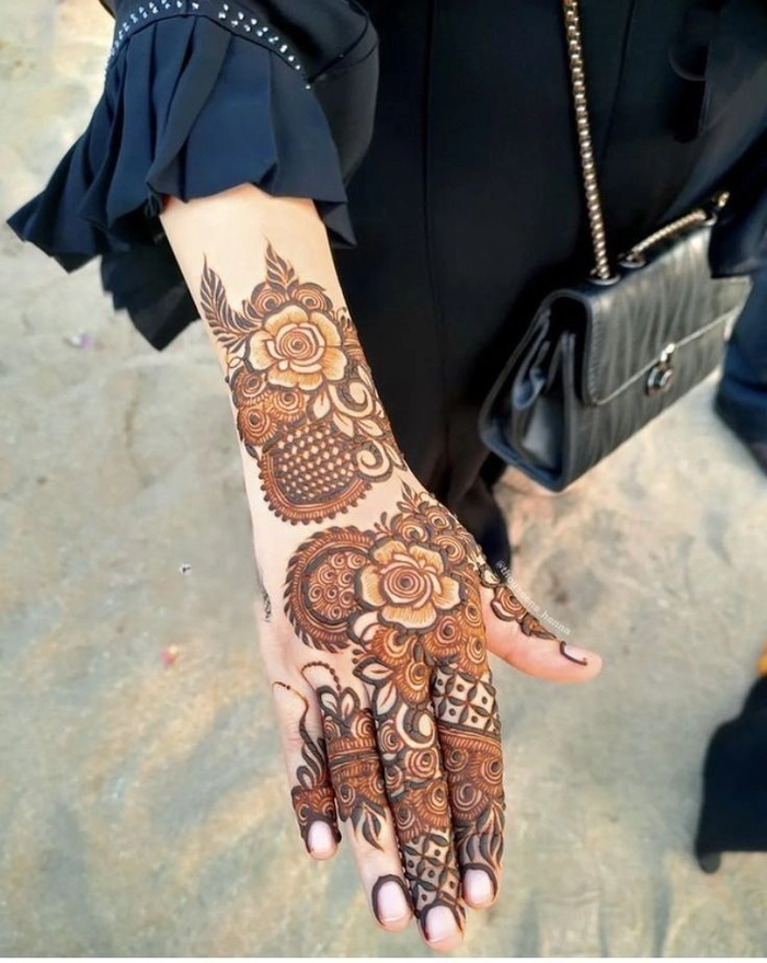 easy full palm mehndi design