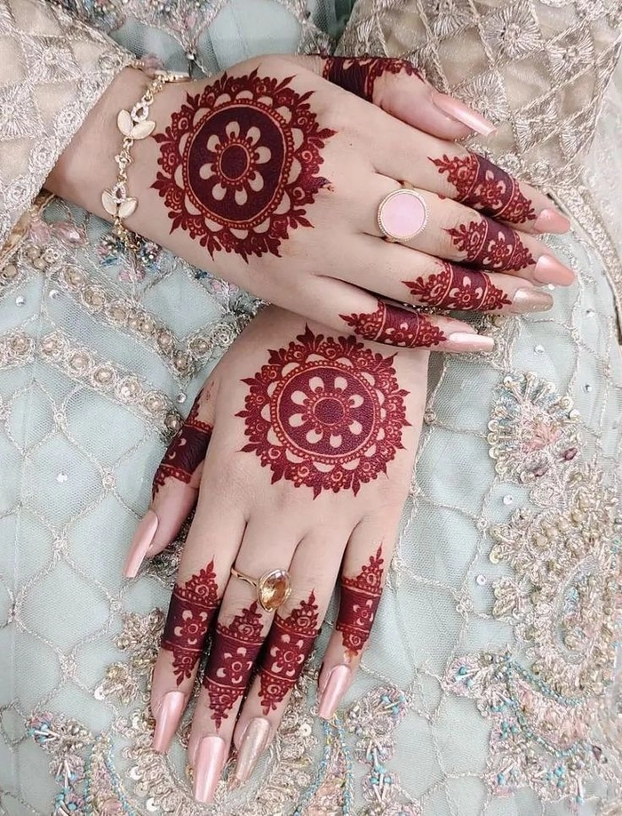 gol tikki mehndi design easy