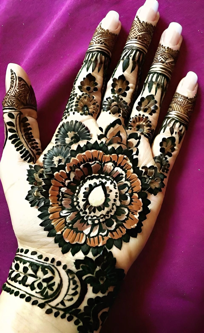 gorgeous mehndi design front hand