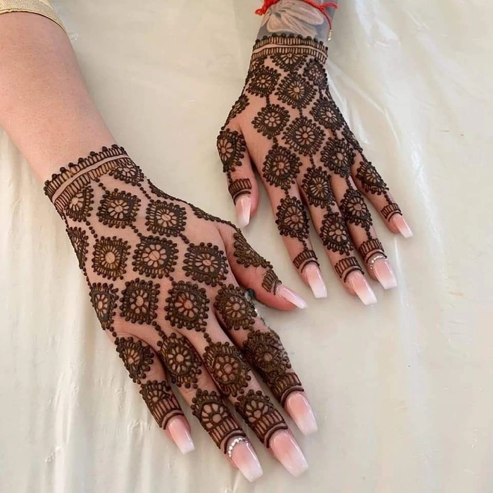 jali mehndi design simple