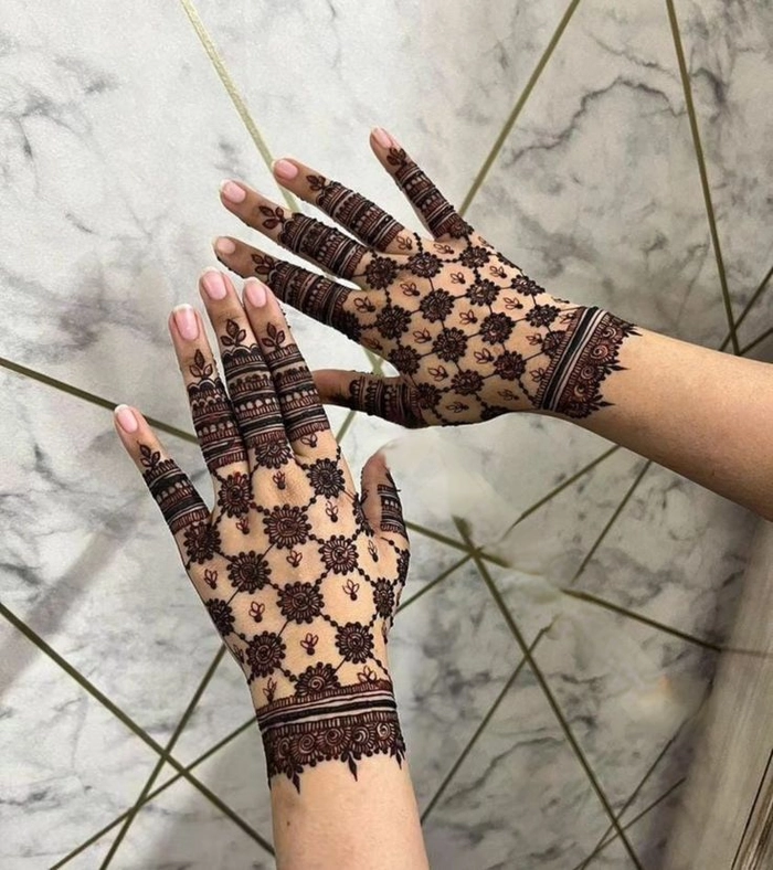 jali wali mehndi design photo
