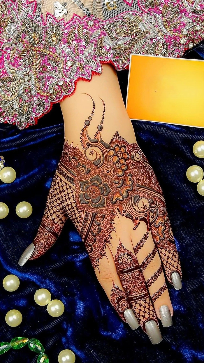 kashees bunch mehndi designs