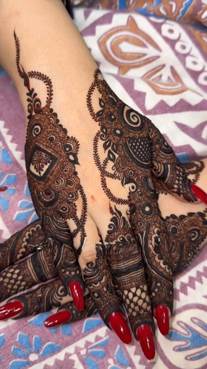 kashees mehndi design back hand