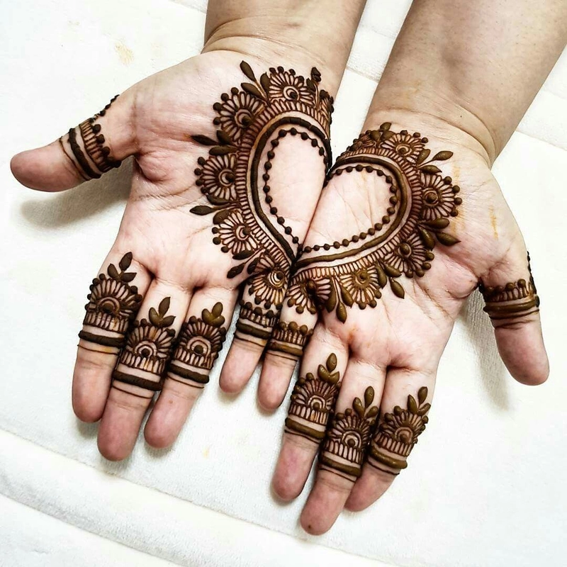 mehndi design aage ka simple