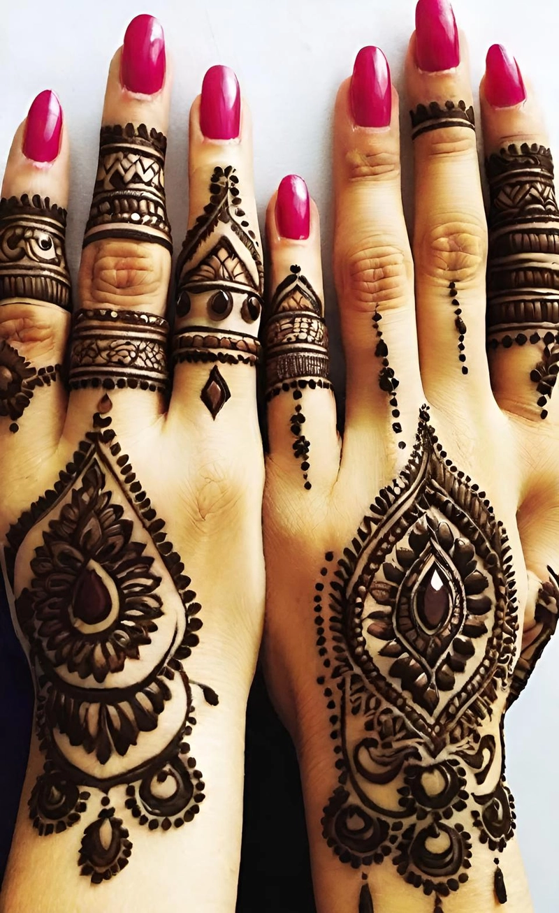 mehndi ka design aage ka