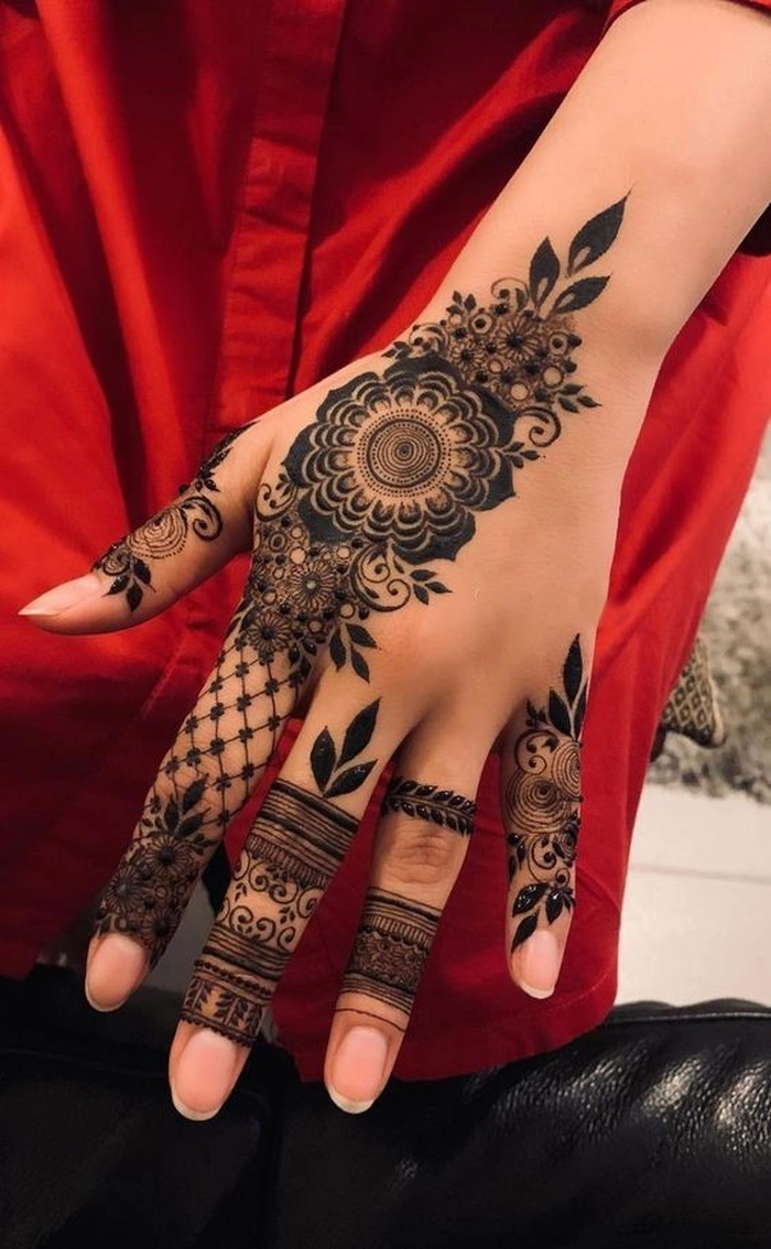 mehndi ungli design simple