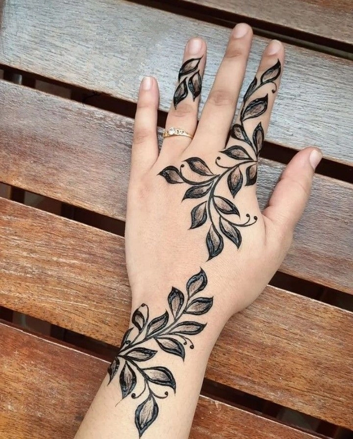 quick mehndi design back hand