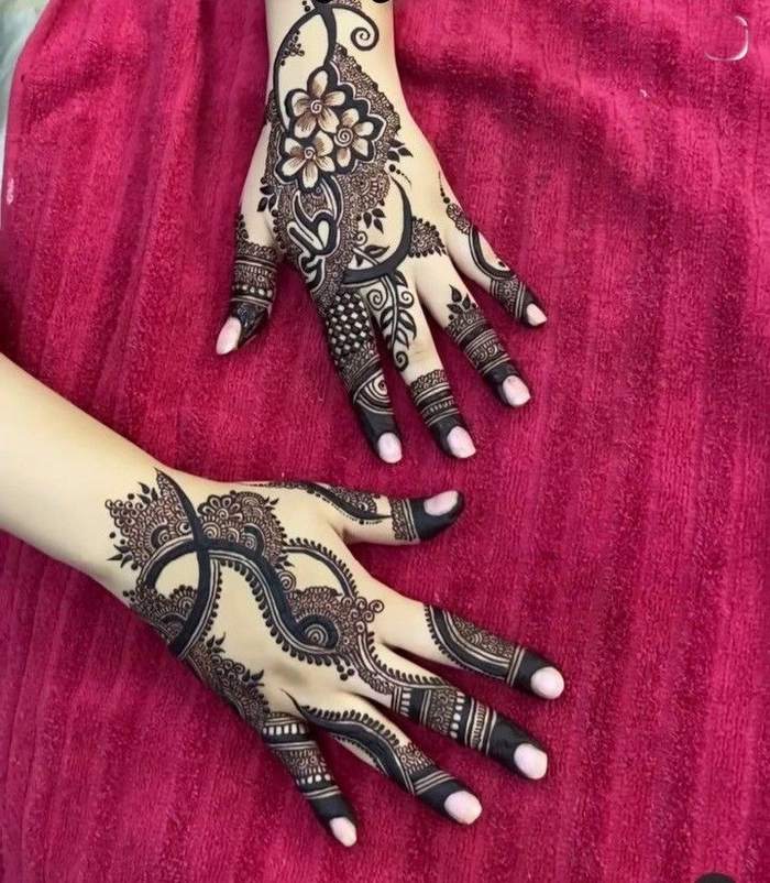simple kashees mehndi design